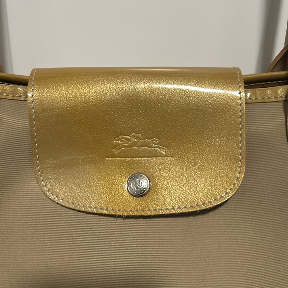 Longchamps Gold Handbag - Picture 2 of 16